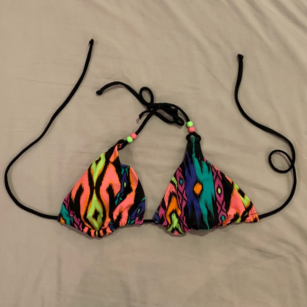 Xhilaration swimsuit top - XL